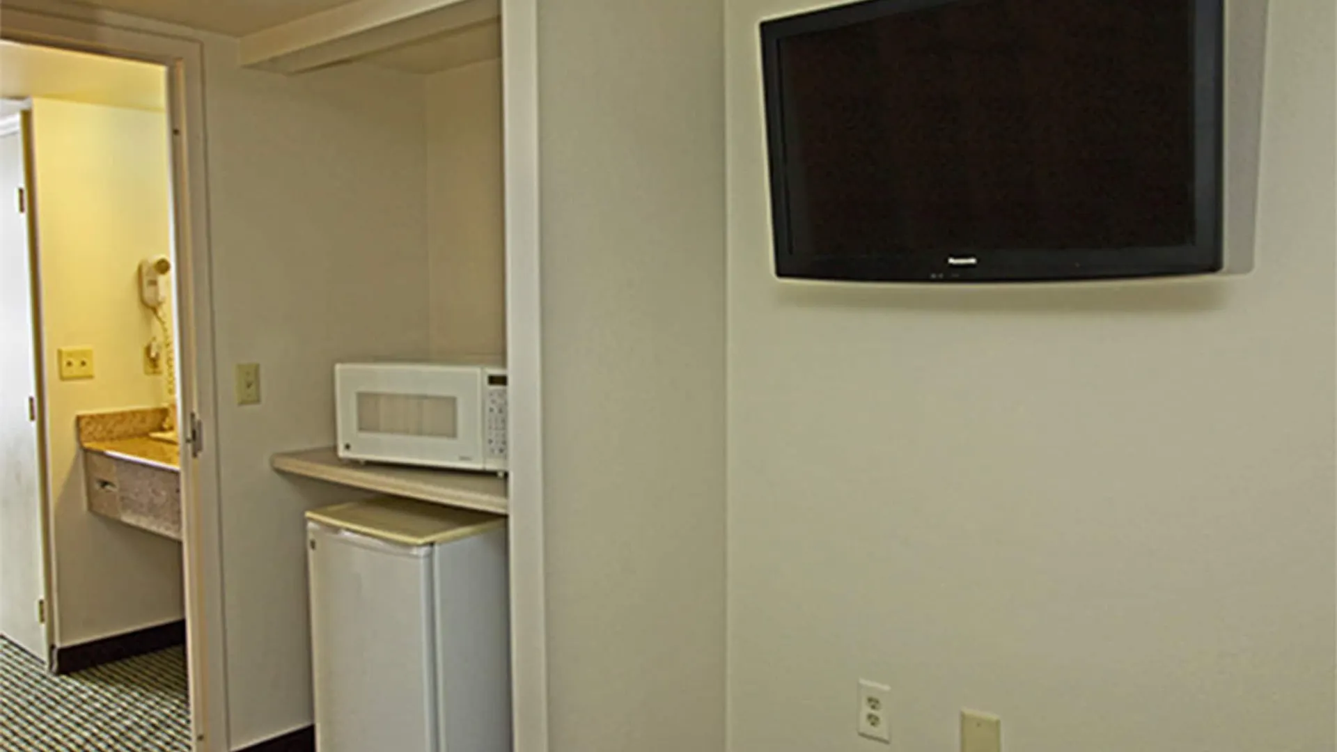 *** Hotel Quality Suites Lake Wright - Norfolk Airport United States
