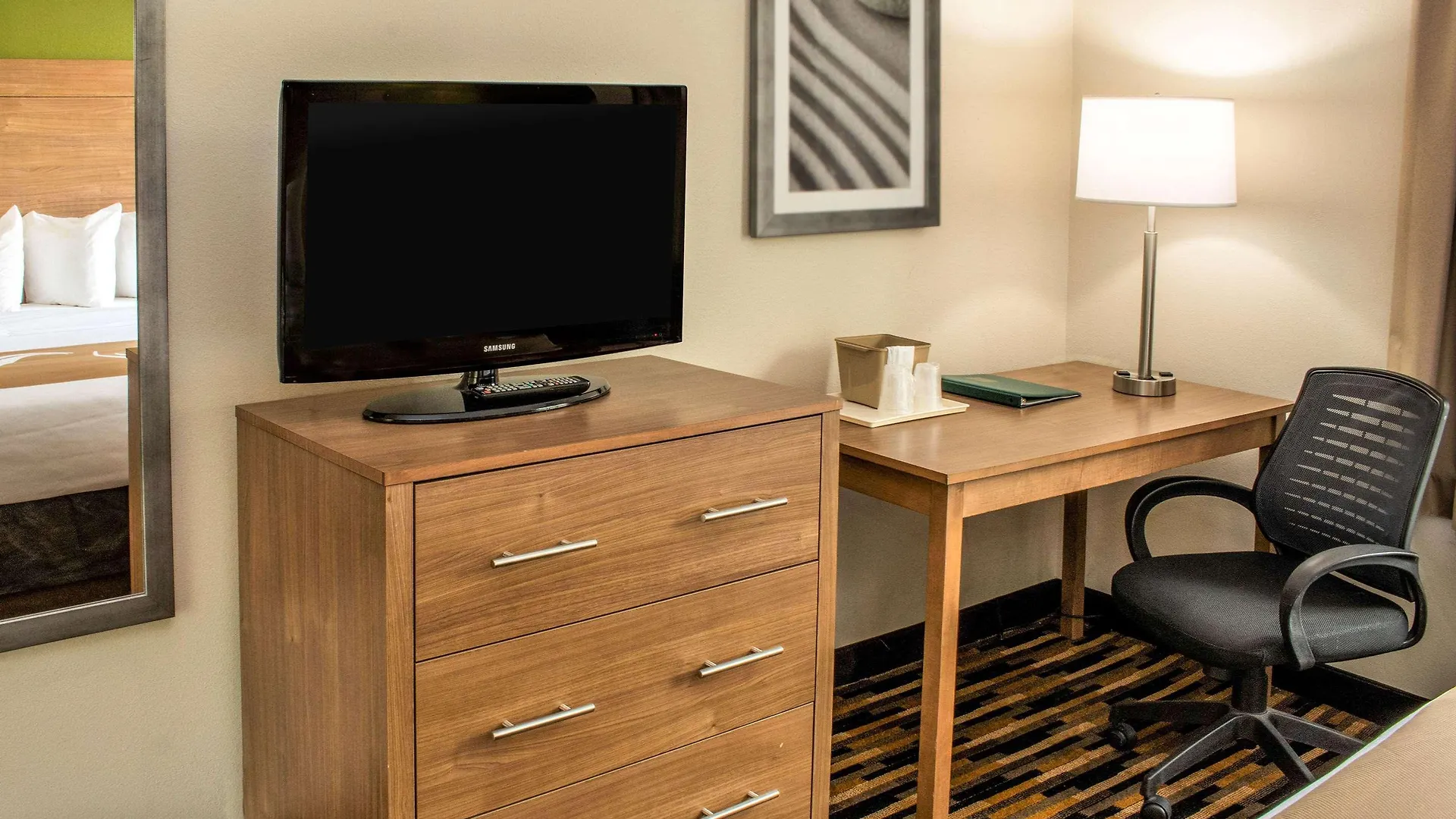 *** Hotel Quality Suites Lake Wright - Norfolk Airport United States