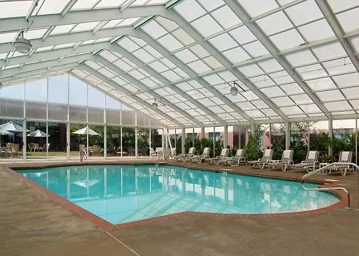 Quality Suites Lake Wright - Norfolk Airport