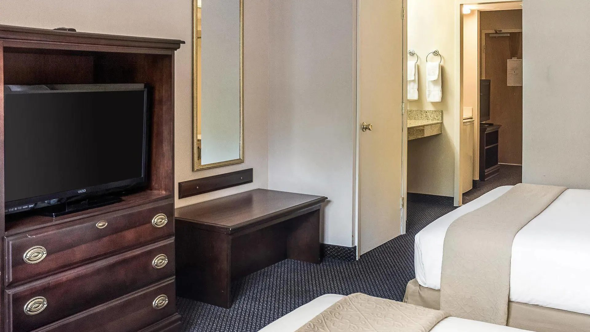 *** Hotel Quality Suites Lake Wright - Norfolk Airport United States